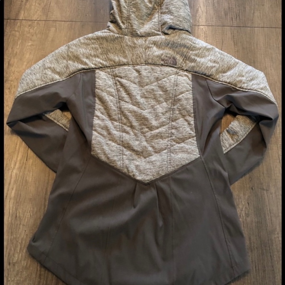North face Pseudio jacket